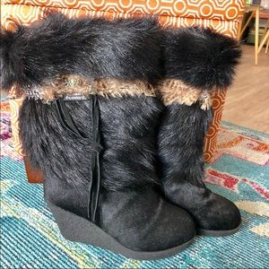 BearPaw Basha Wedge Boots